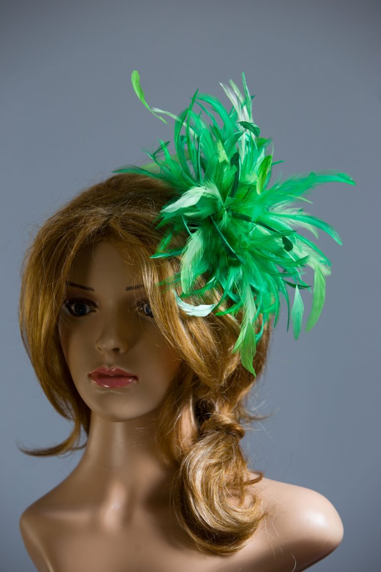 Emerald Green Feather Small Fascinator hat - Abbie - Maighread Stuart ...